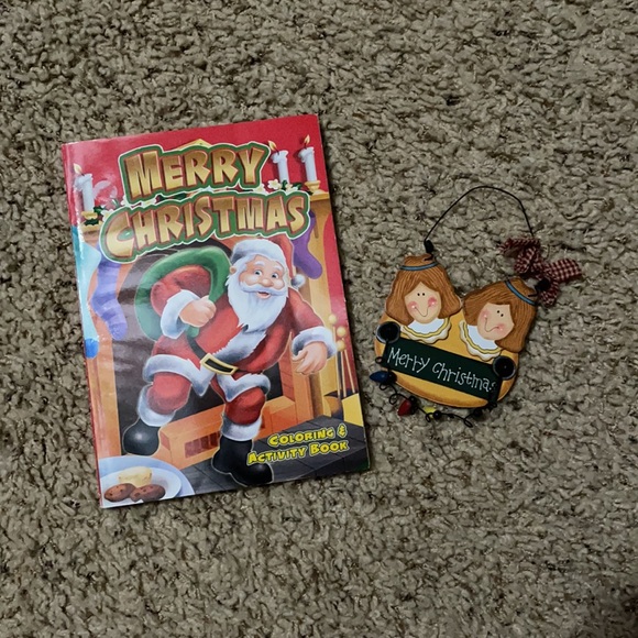 Elf on the shelf pajamas, color book and ornament - Picture 5 of 6